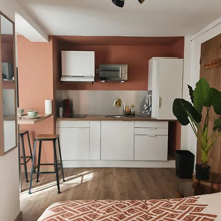 Cozy Studio-saint-gauderique-proche Plages Apartamento